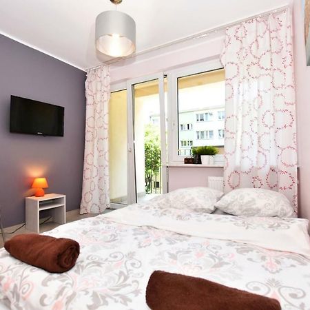City Central Hostel Laciarska Wroclaw Dış mekan fotoğraf