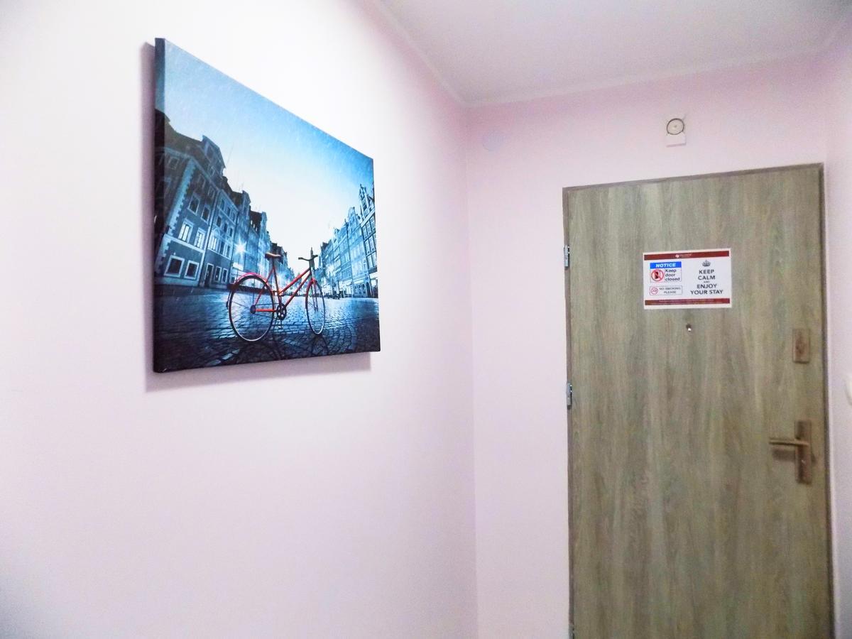 City Central Hostel Laciarska Wroclaw Dış mekan fotoğraf