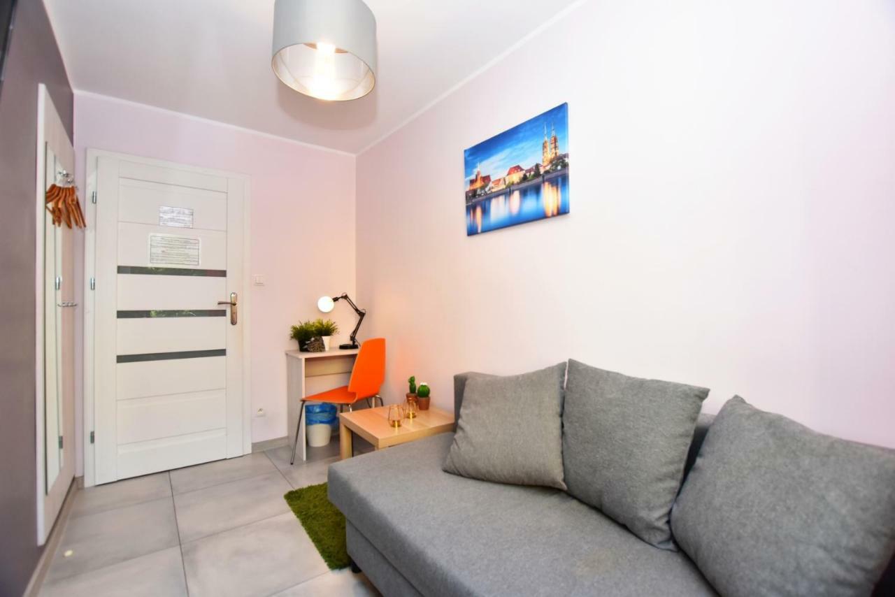 City Central Hostel Laciarska Wroclaw Dış mekan fotoğraf