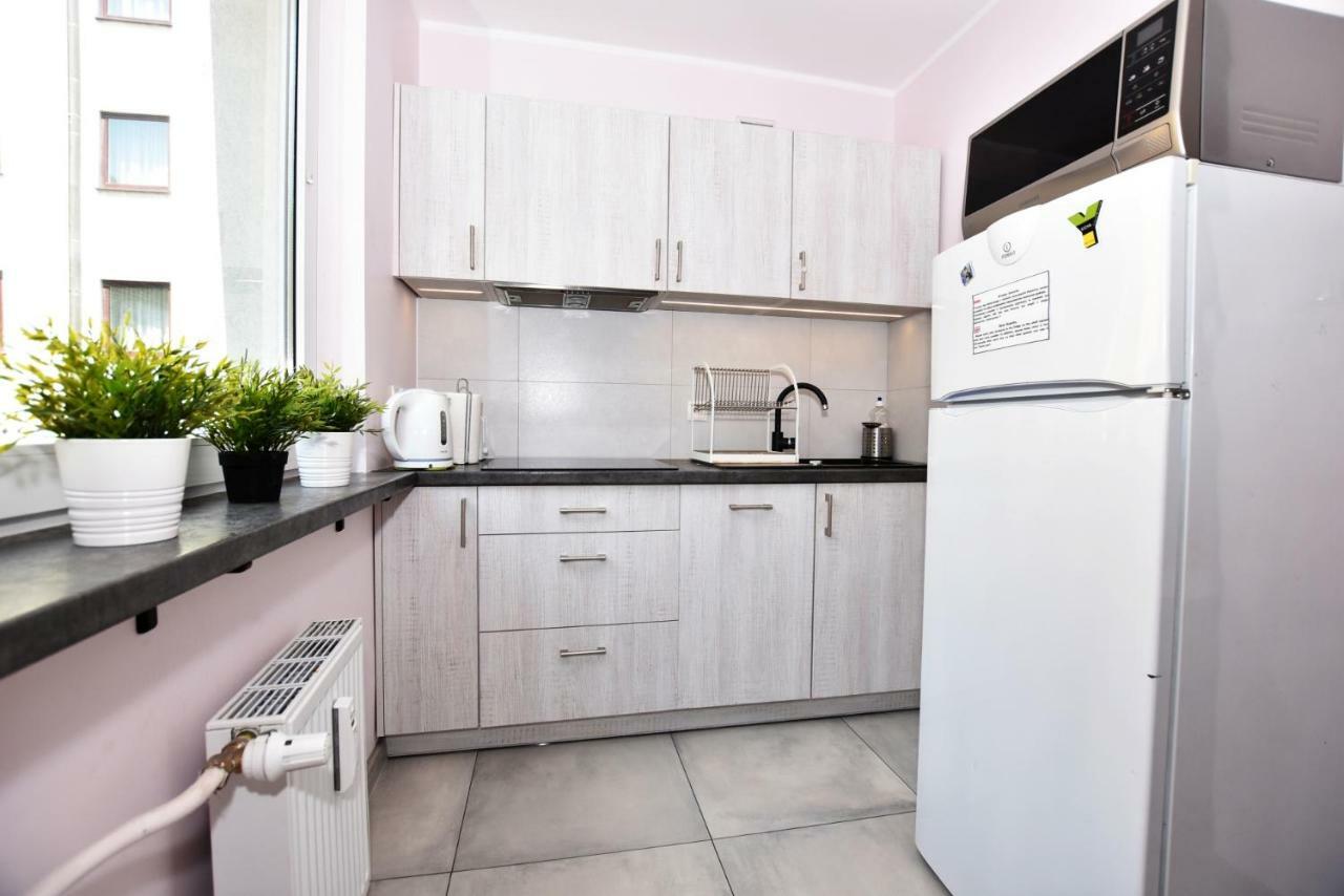 City Central Hostel Laciarska Wroclaw Oda fotoğraf