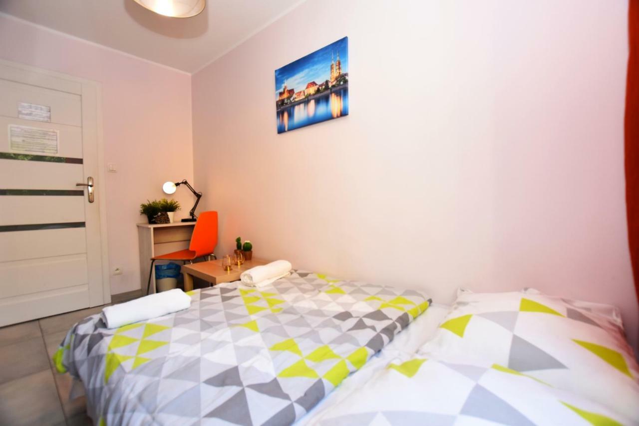 City Central Hostel Laciarska Wroclaw Dış mekan fotoğraf